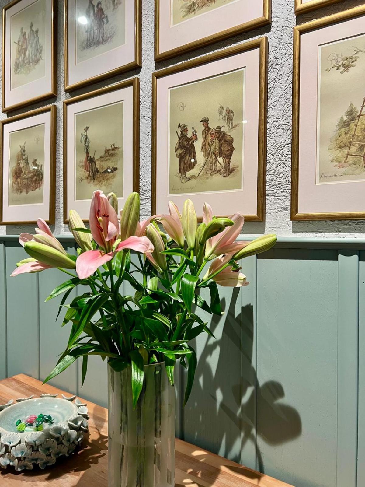 Gasthof Thuenauer Offenhausen エクステリア 写真